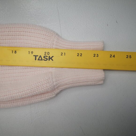 Reitmans "The Classic" Ladies Size Small Light Pink V-neck Sweater - Picture 8 of 9